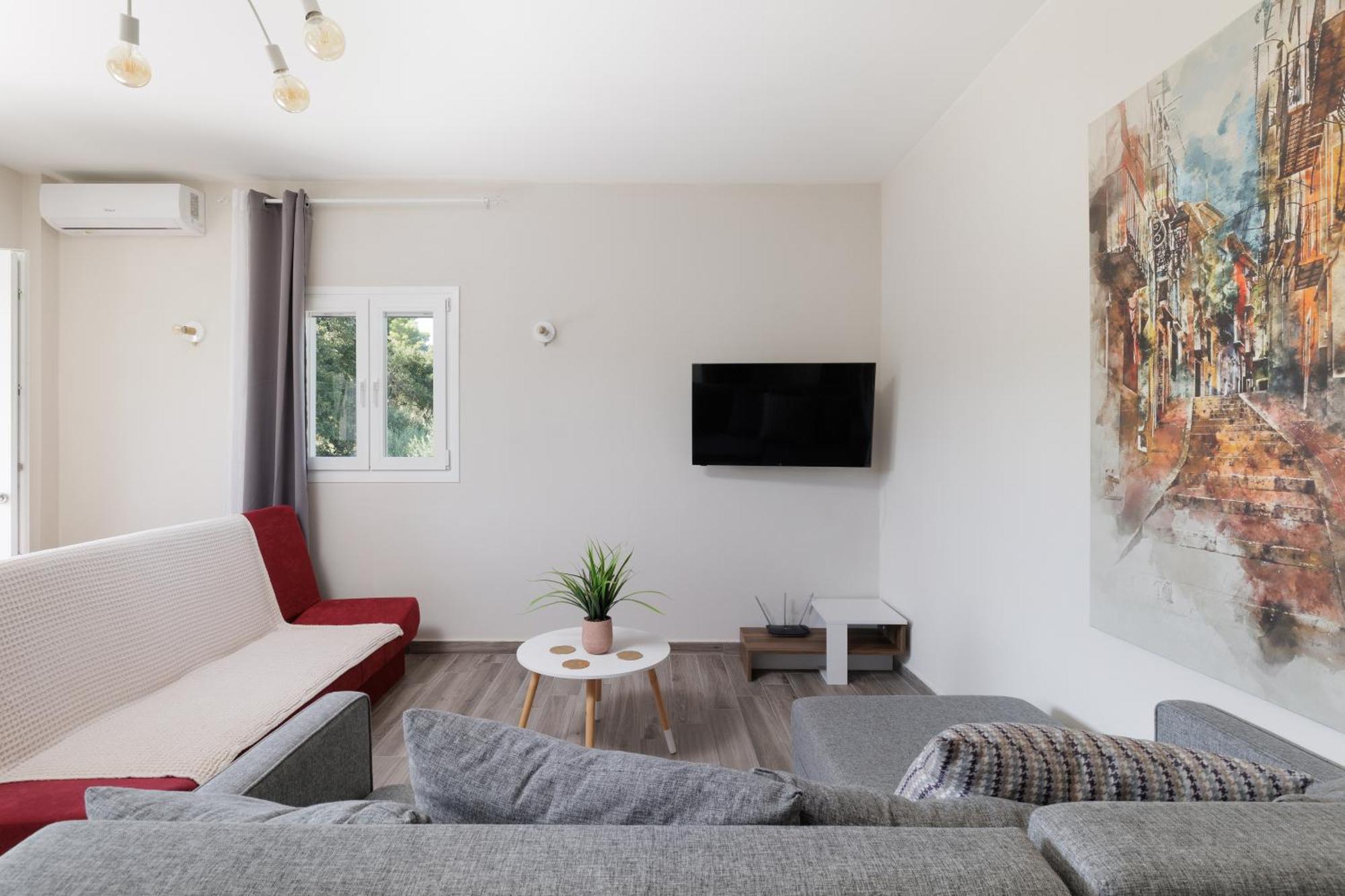 Sundial House Appartement Gouvia Buitenkant foto